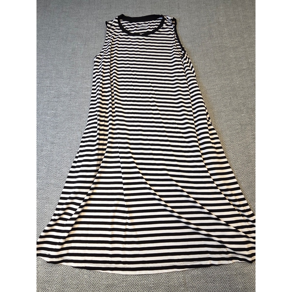 Time And Tru Swing Dress Women's XL Black White Striped Sleeveless Round Neck